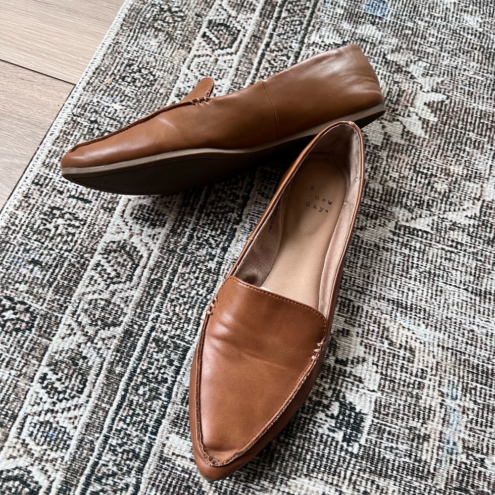 Cognac brown pointed toe loafer flat